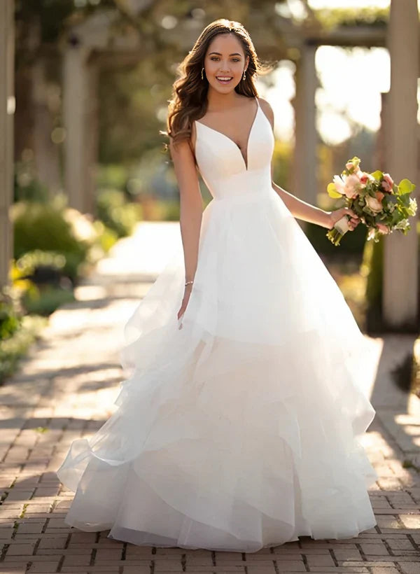 Vestido de novia corte A con volantes en cascada de tul